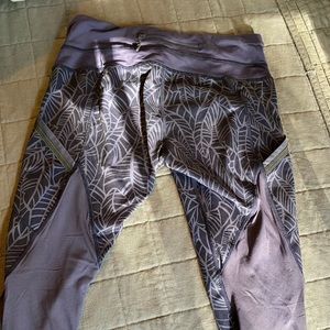 Lululemon crop tights